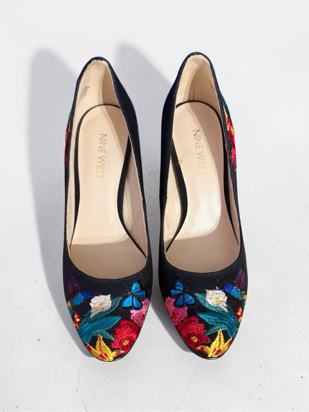 Nine West Black Pumps with Multicolor Floral Embroidery